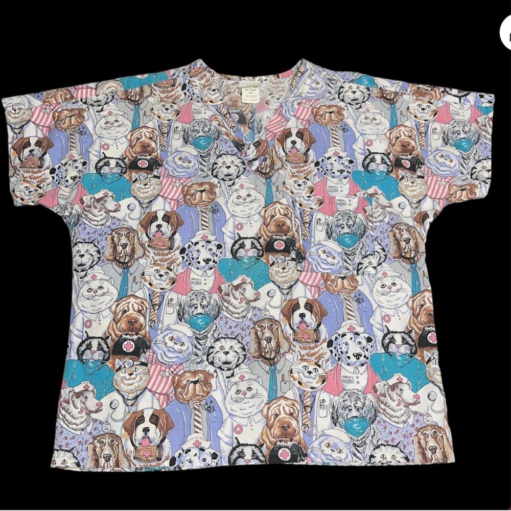 Womens Medium Scrub Shirt Top Dog Cat Nurse Vet Tech Colorful Fun Puppy Kitten